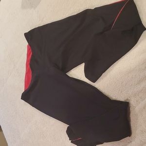 ❤️5/$15 Woman's workout pants size large